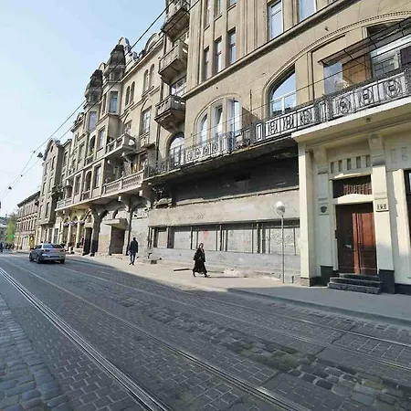Kvartira Na B Khmelnytskoho Апартаменты