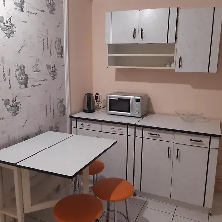 Kvartira Na B Khmelnytskoho